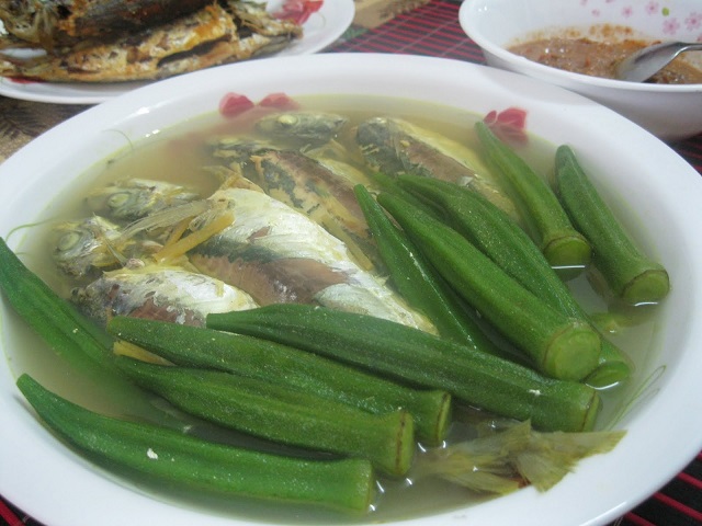ikan selayang singgang